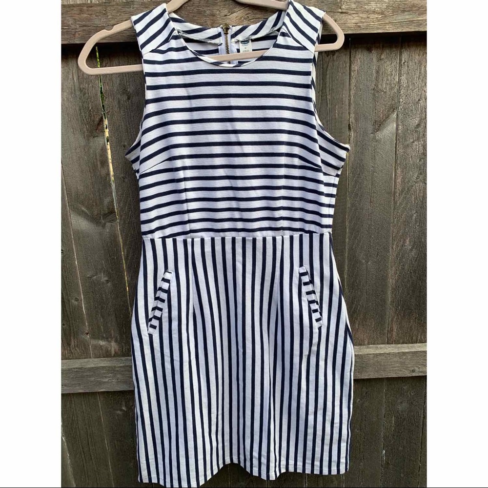 Old Navy dress